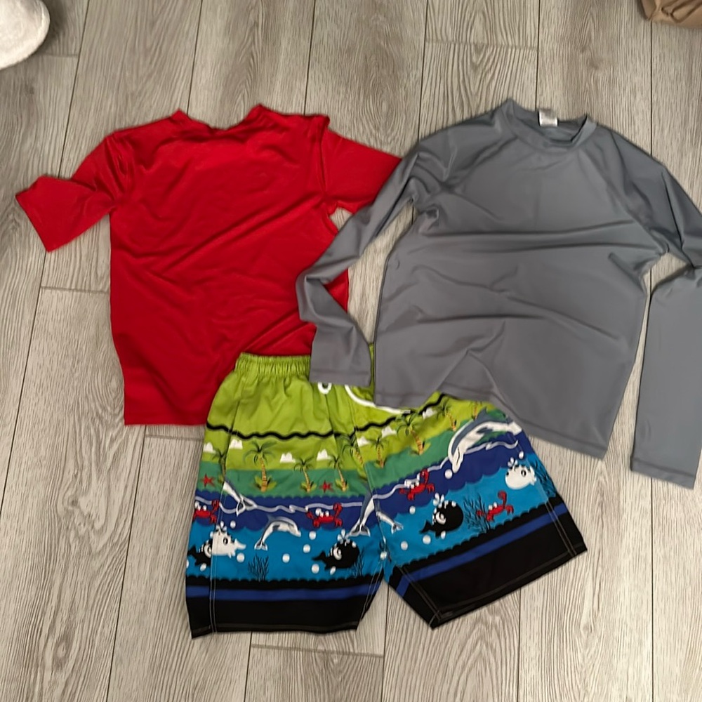Set for sale! long sleeve short sleeve and with 2  trunks set bundle ❤️🌻